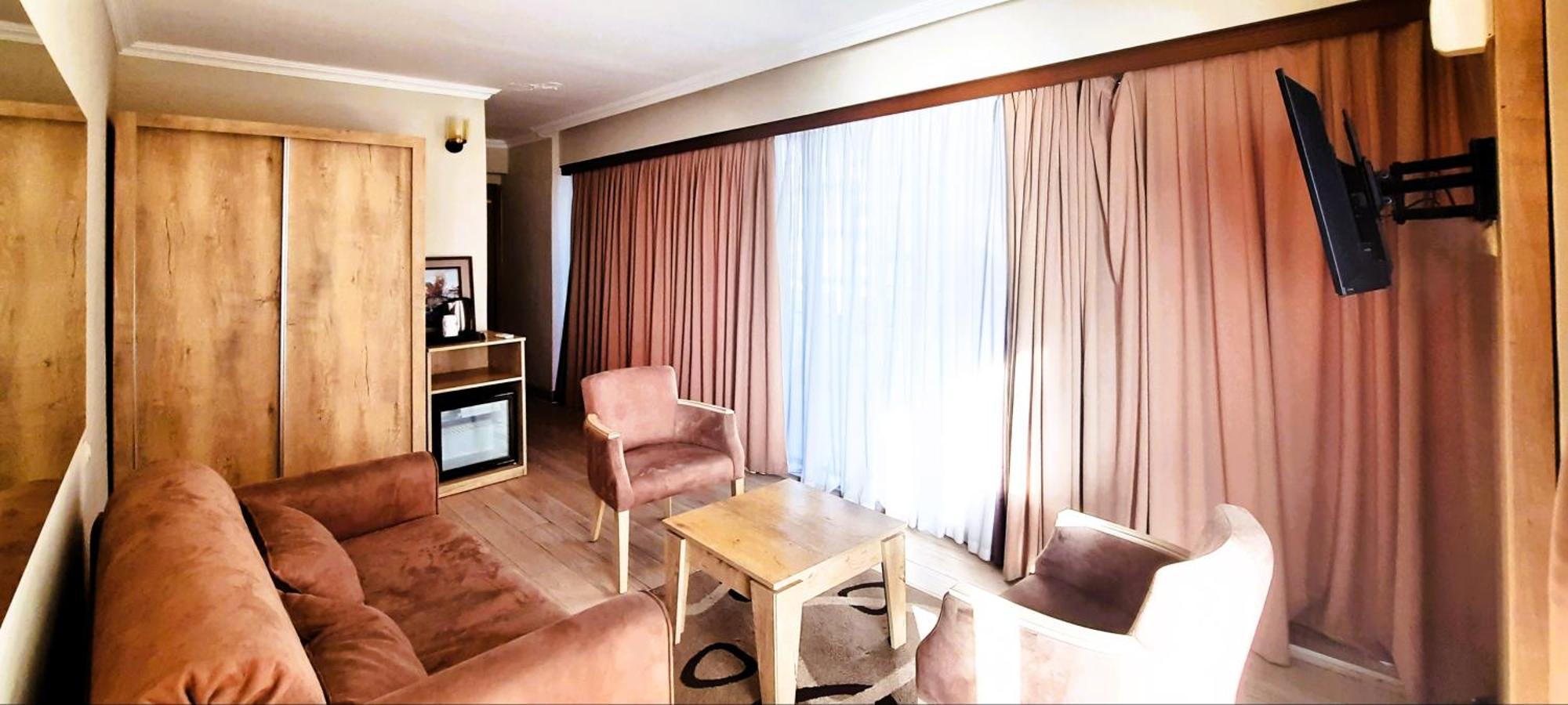 Ashtal Beach Hotel Batumi Bagian luar foto