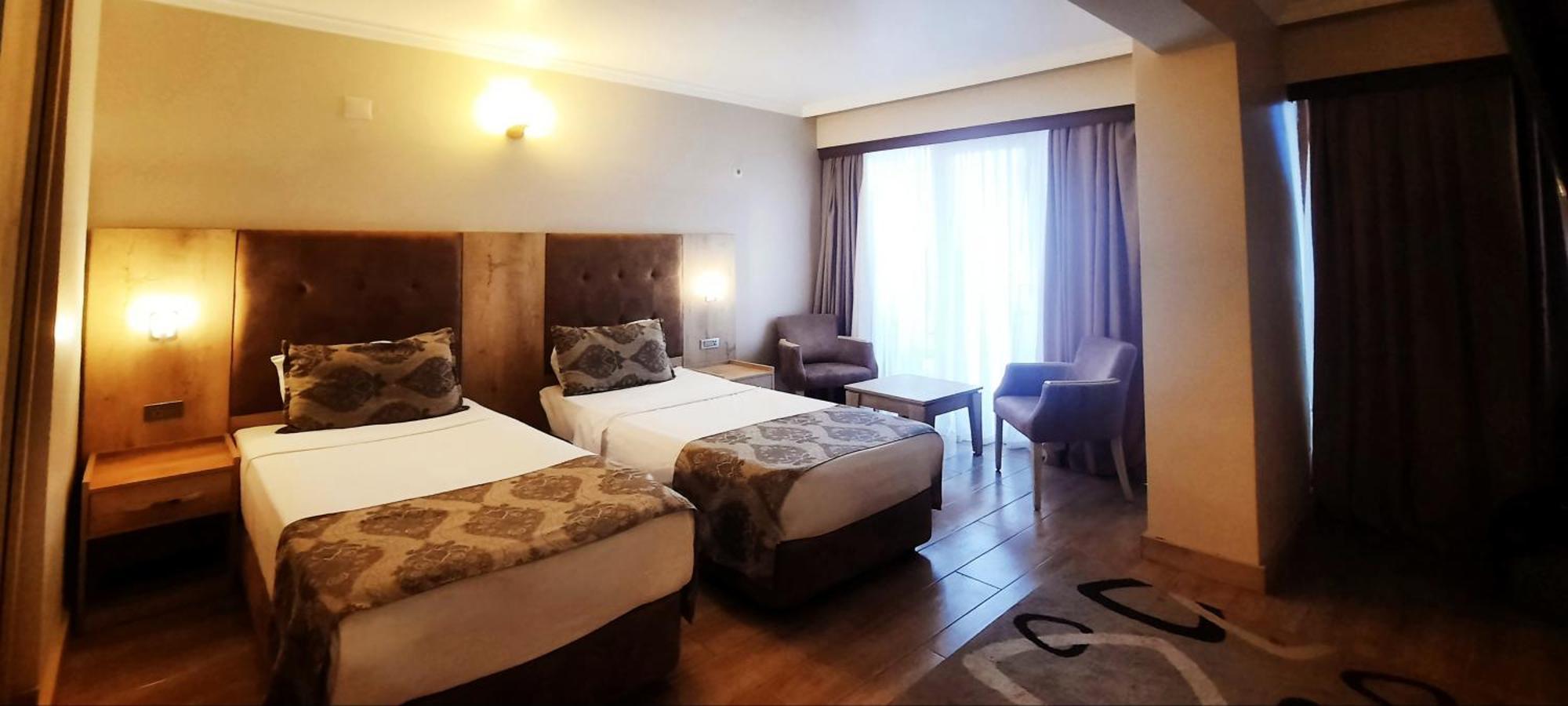 Ashtal Beach Hotel Batumi Bagian luar foto