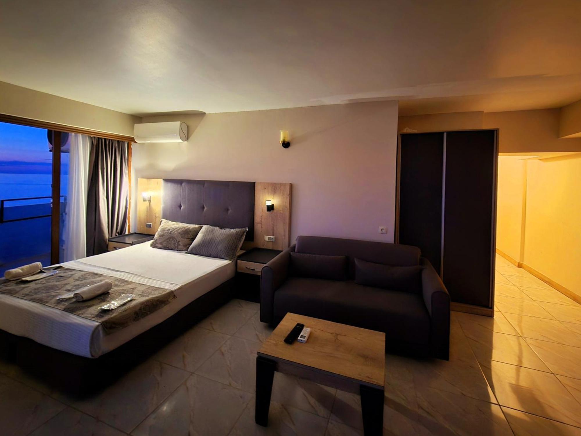 Ashtal Beach Hotel Batumi Bagian luar foto